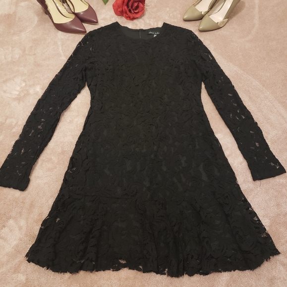 Jasmine & Juliana Lace Dress - Picture 2 of 9